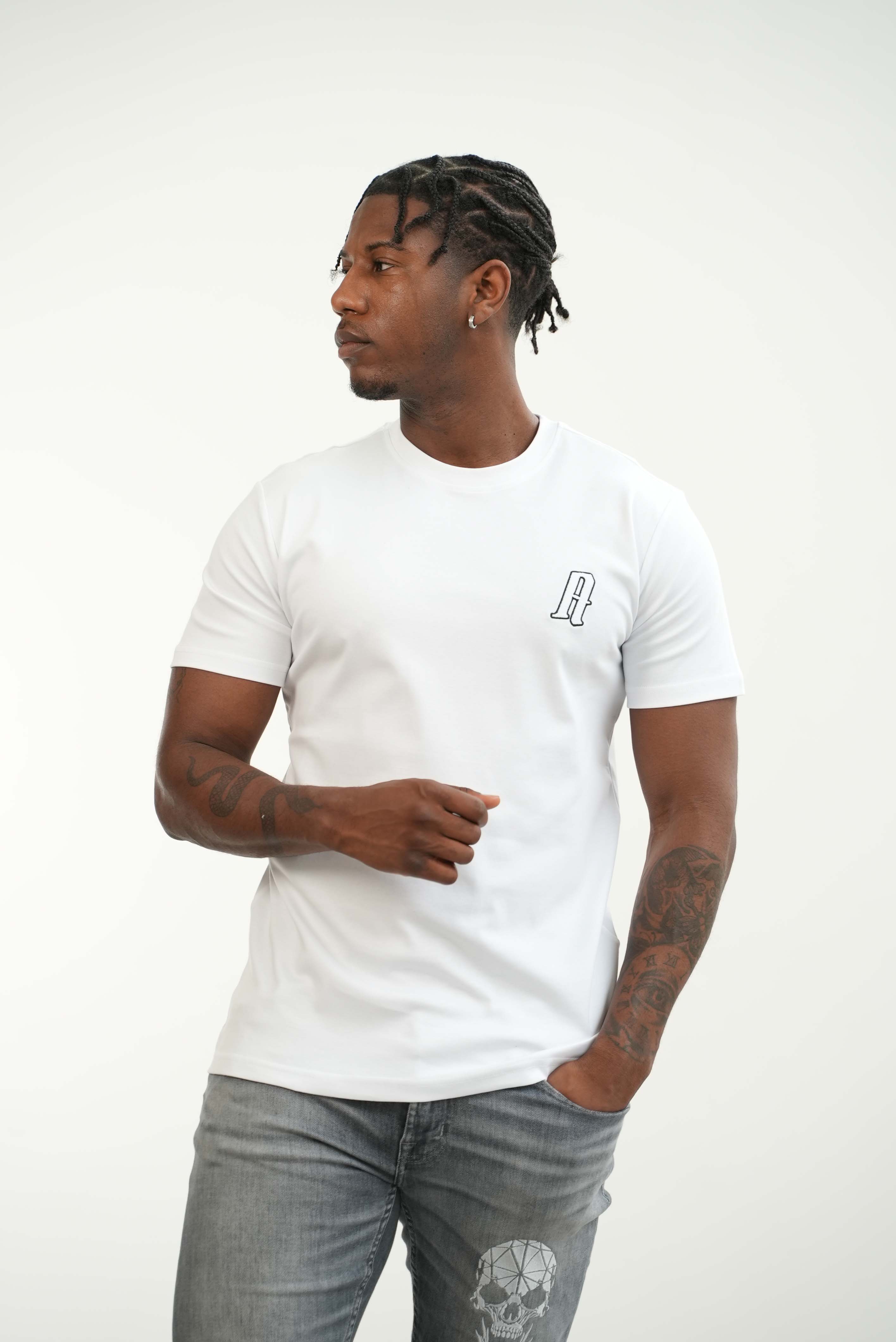 Amico embroidery luxury Tee White - Image 6