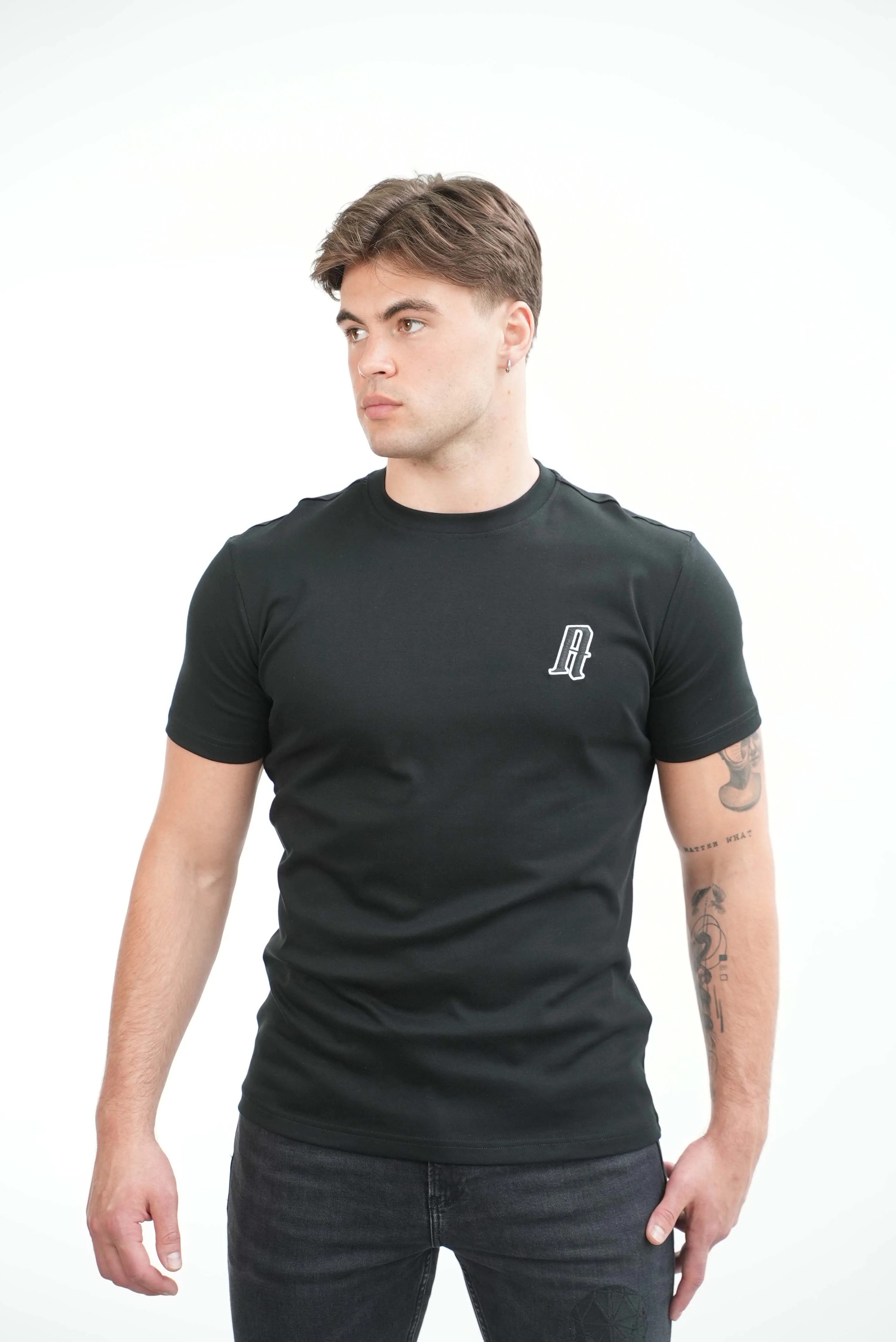 Amico embroidery luxury Tee Black - Image 5