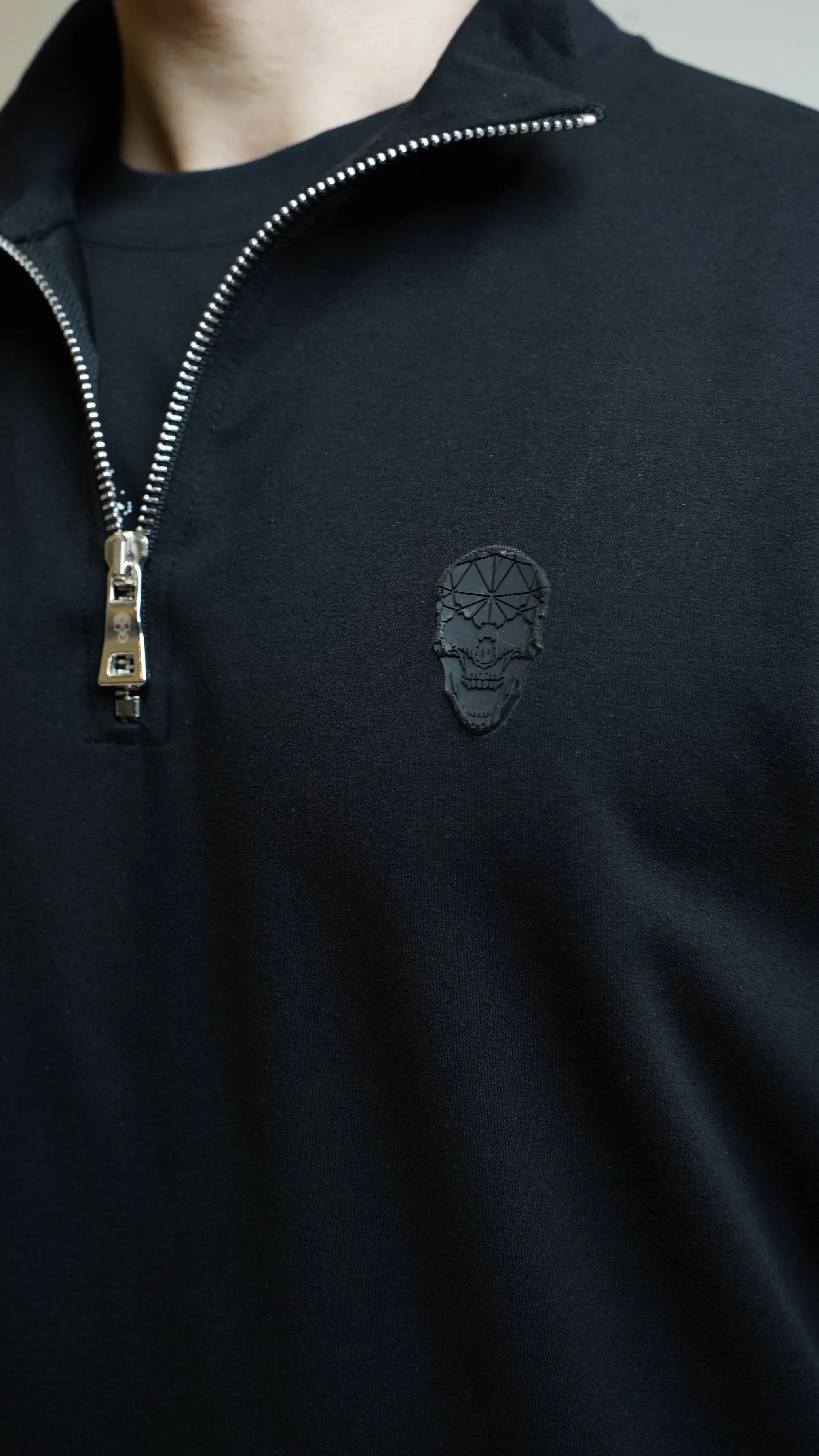 Men's Amico Black Half Zip Top - Image 3