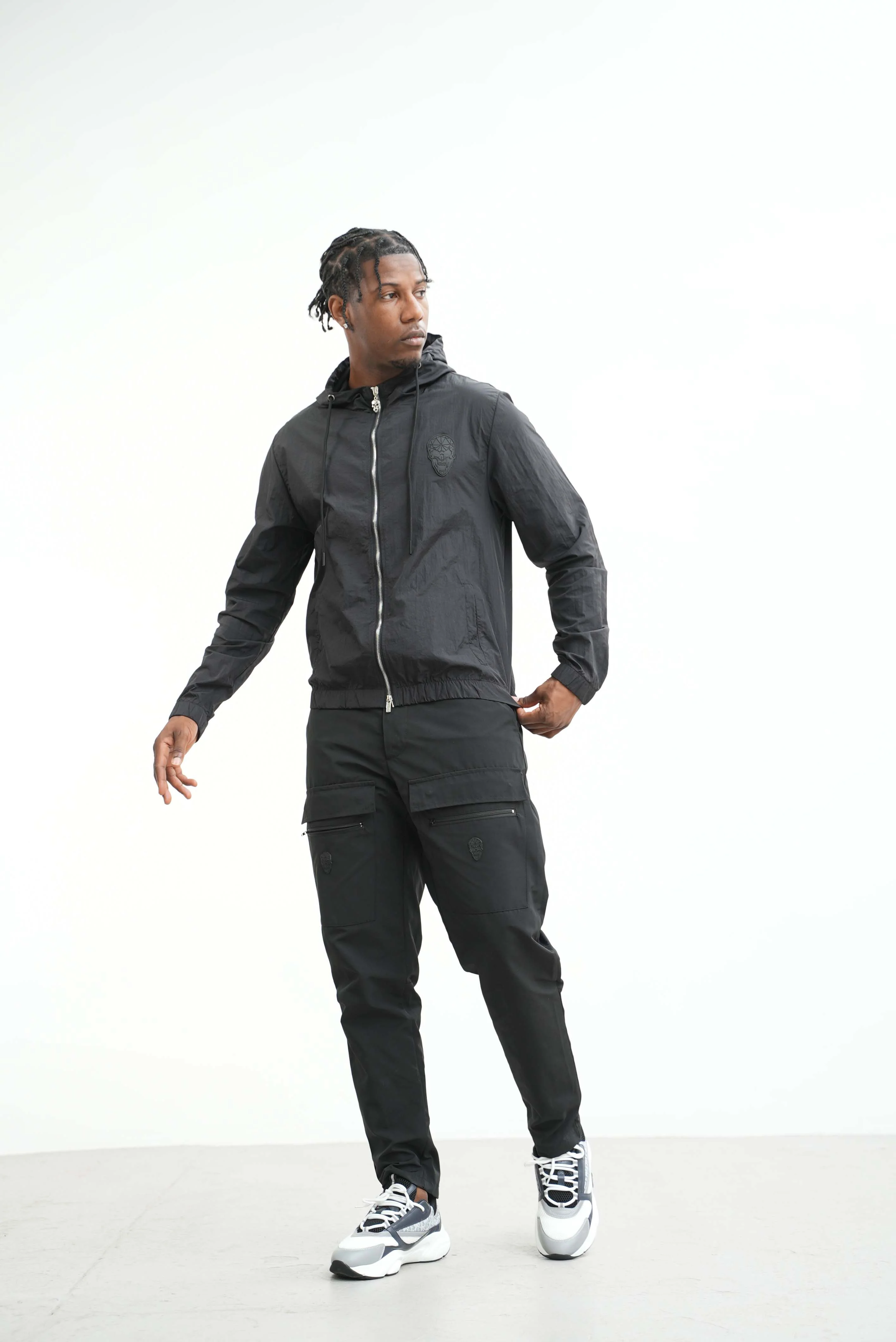 Men's Amico Double Skull Badge Cargos Black - Image 7