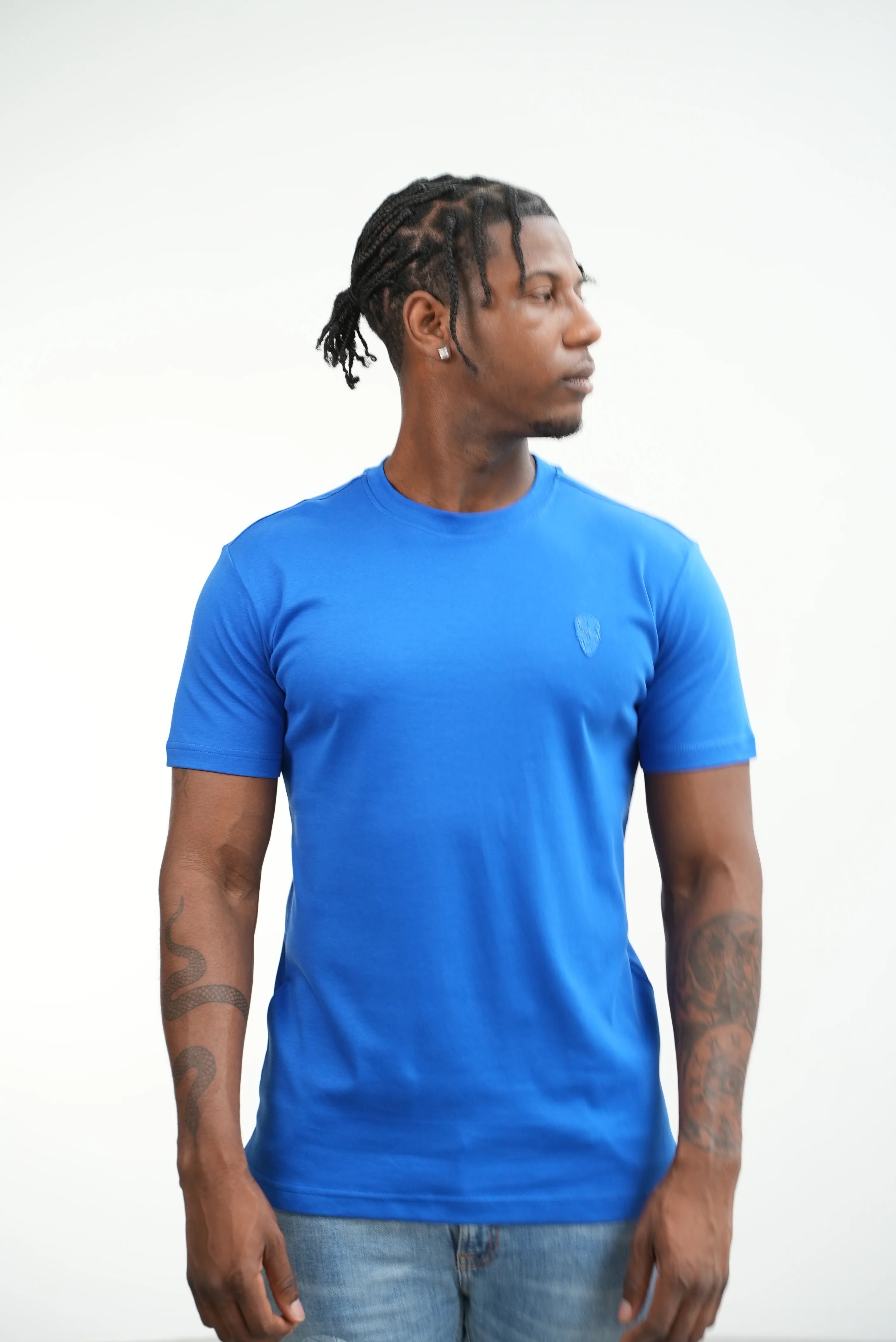 Men's Amico Skull Badge Blue T-Shirt - Image 3