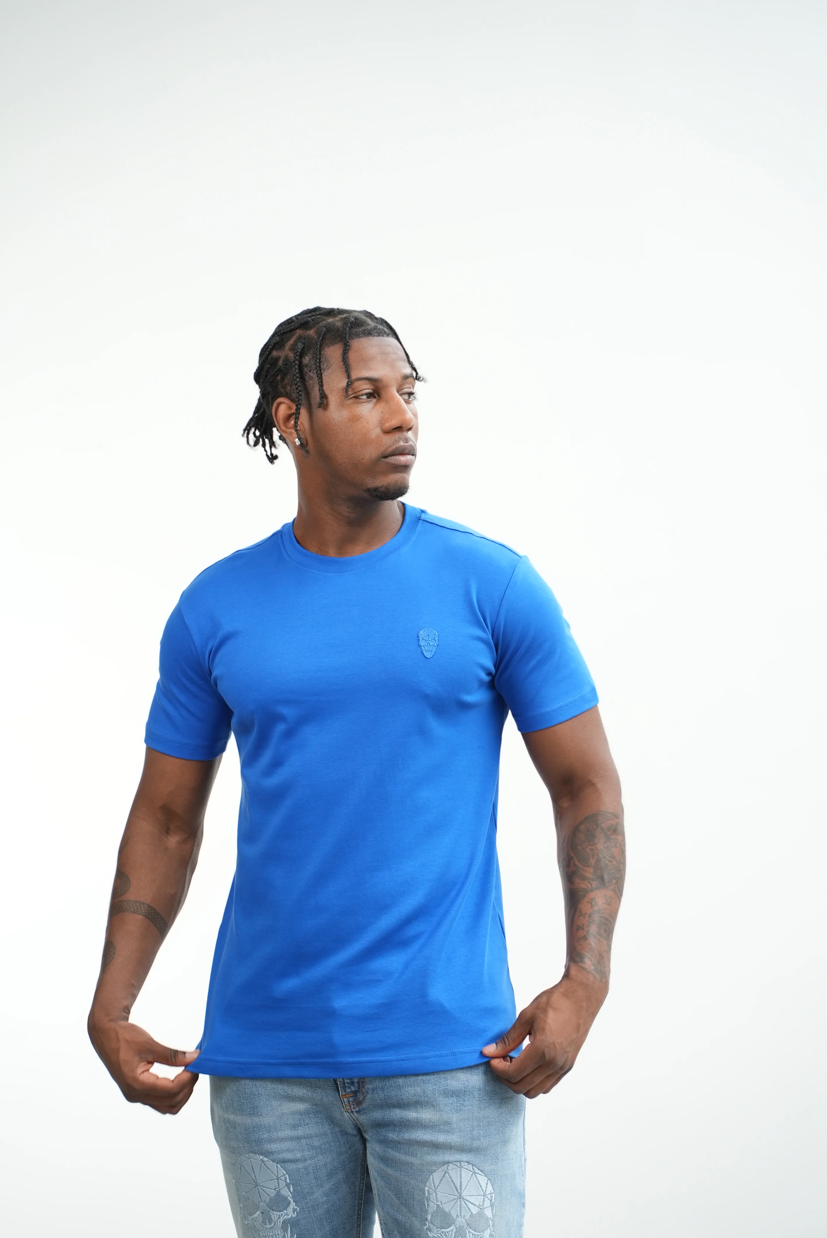 Men's Amico Skull Badge Blue T-Shirt - Image 5