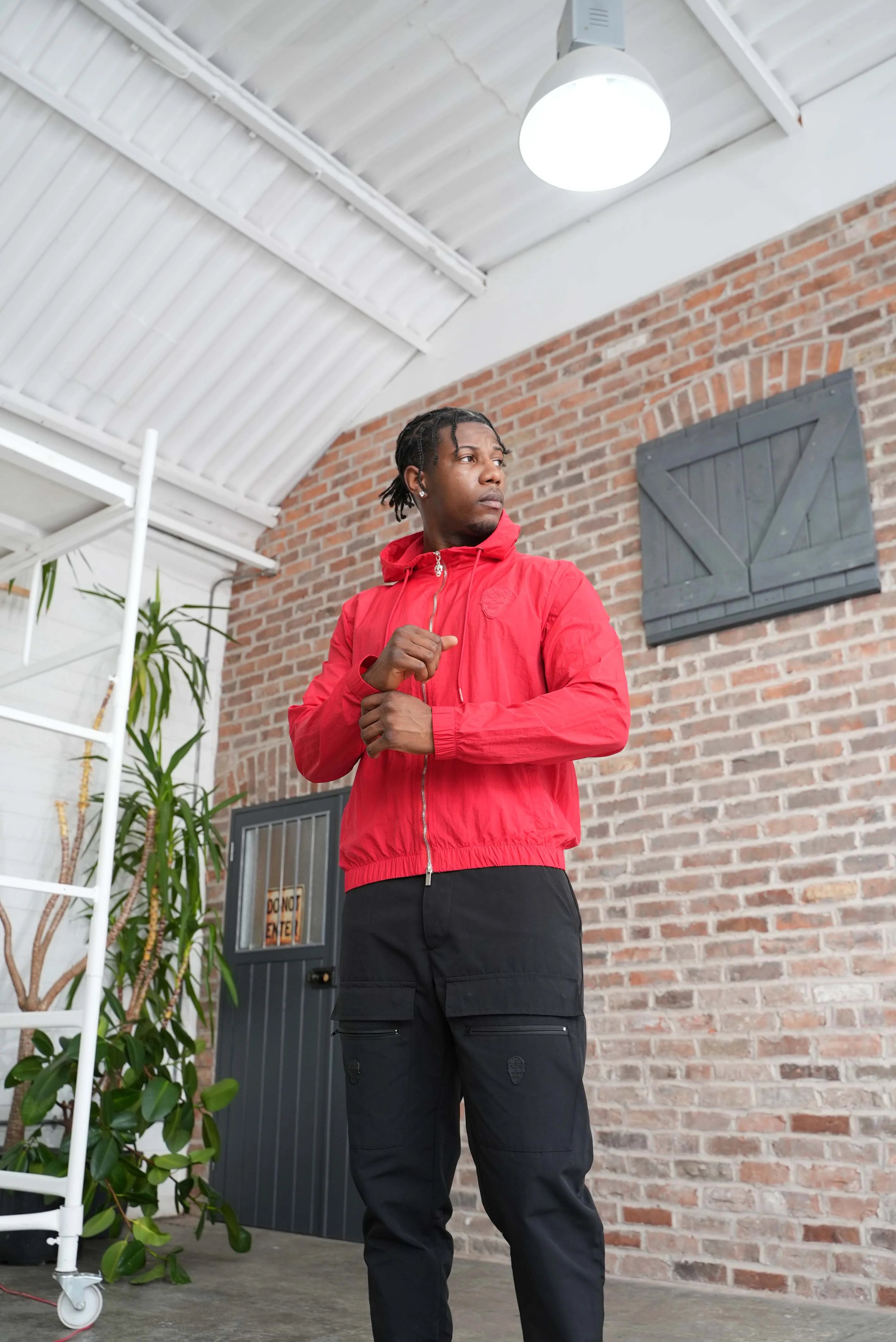 Men's Amico Skull Badge Windbreaker Red - Image 3